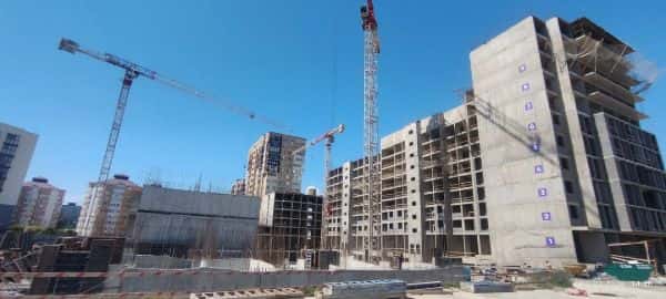 Строящиеся корпуса квартала На Высоком берегу
